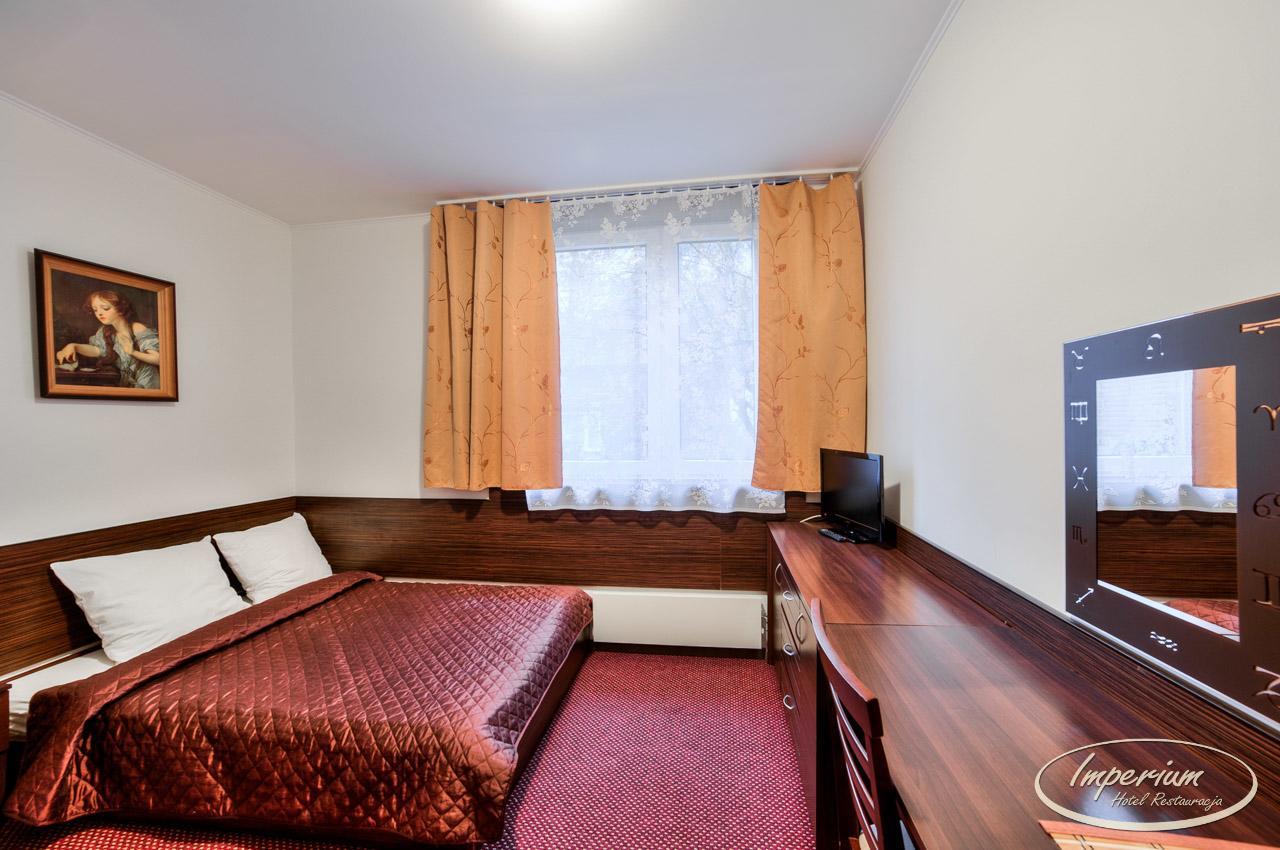 Imperium - Hotel Restauracja Фірлей Екстер'єр фото