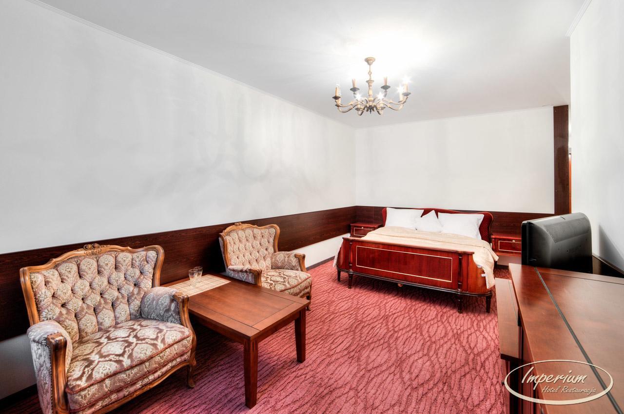 Imperium - Hotel Restauracja Фірлей Екстер'єр фото